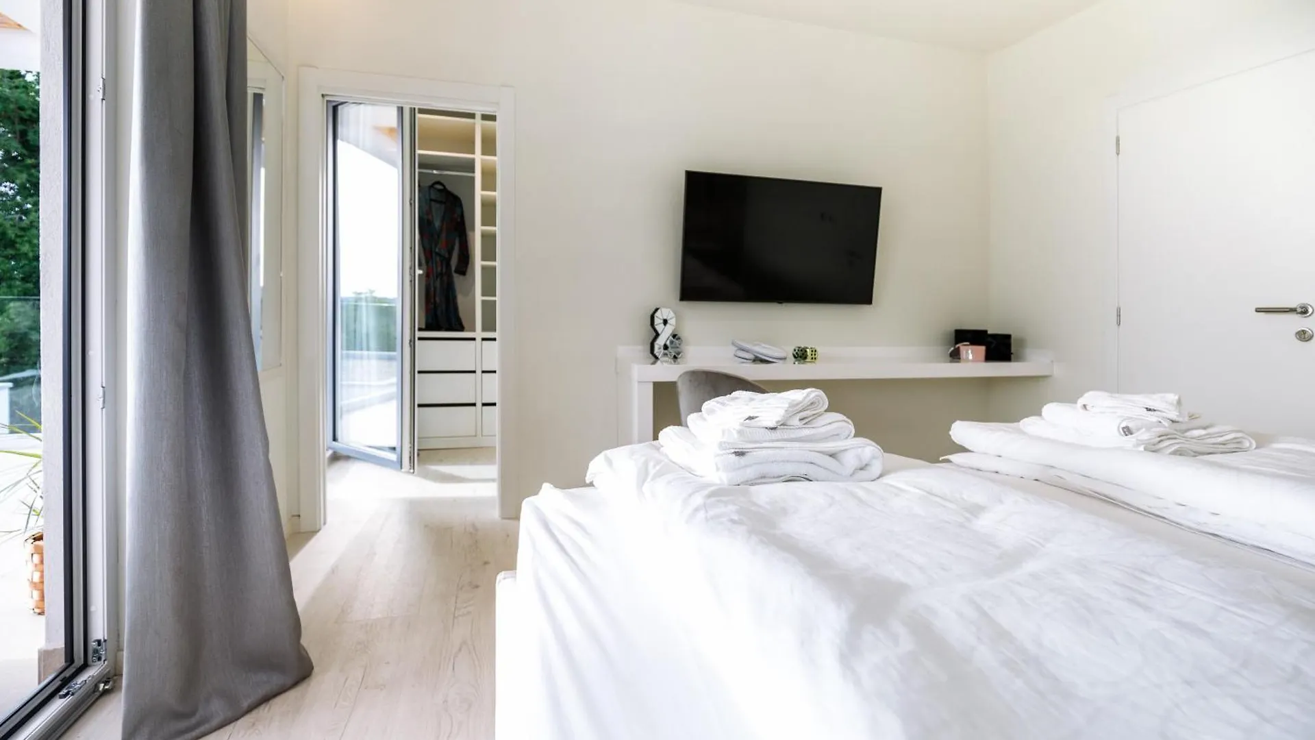 Luxury Villa Sonia With Wellness & Gym - Happy Rentals Лабин