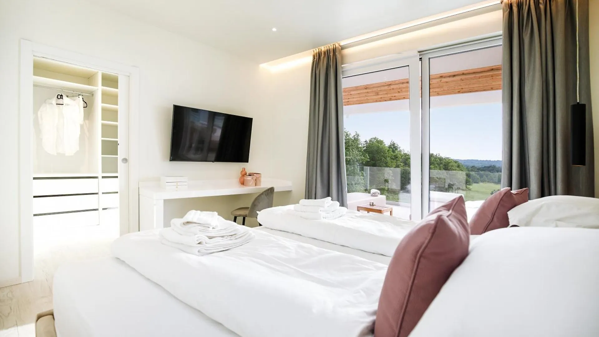 Luxury Villa Sonia With Wellness & Gym - Happy Rentals Лабин 0*,  Хорватия