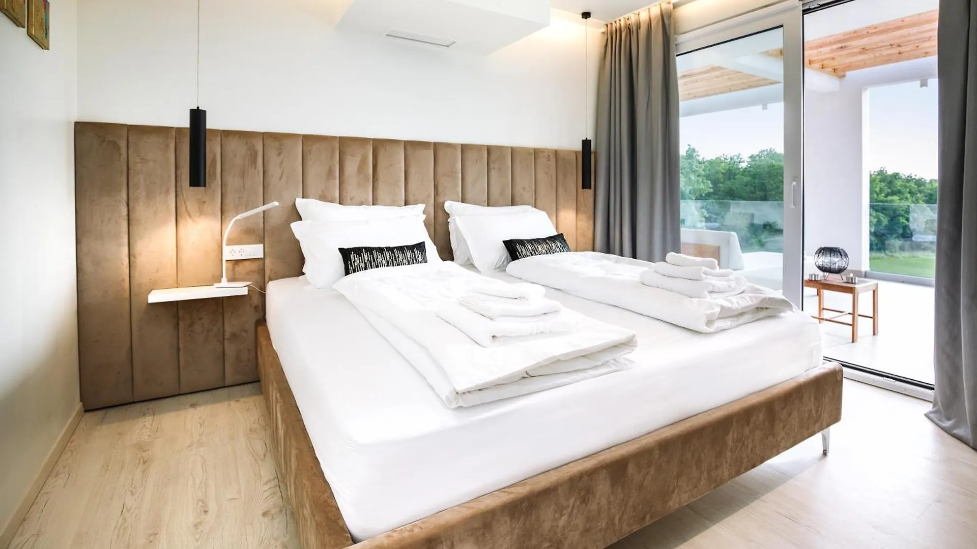 Luxury Villa Sonia With Wellness & Gym - Happy Rentals Лабин