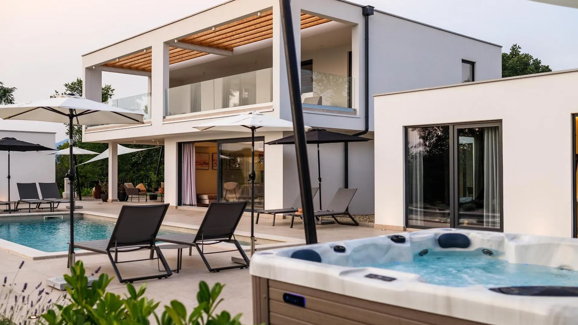 Luxury Villa Sonia With Wellness & Gym - Happy Rentals Лабин